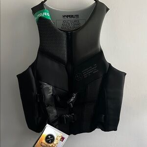 Hyperlite, Men’s Size XL Black Life Vest